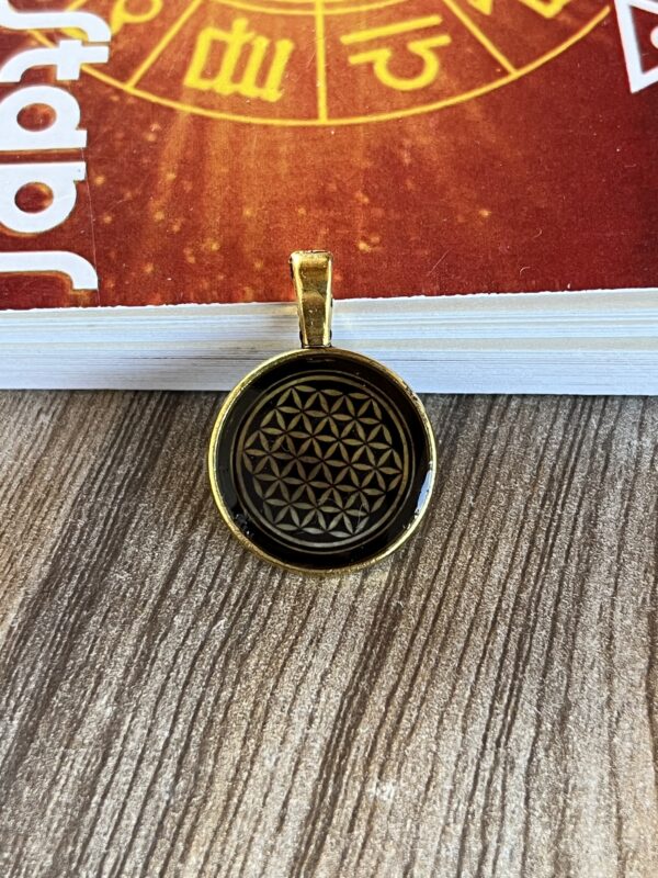 Golden flower of life pendant - Image 3